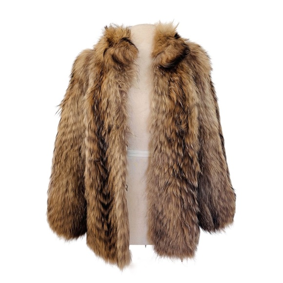 Vintage luxurious Genuine Fur Coat in shades of brown tan and cream - Picture 1 of 15